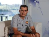 فالفيردى يسير على خطى جوارديولا ويؤجل حسم مستقبله مع برشلونة