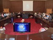 محافظ البحر الأحمر يتابع تنفيذ البرنامج التدريبى لمشروع معلومات شبكات المرافق