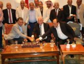 محافظ جنوب سيناء يتلقى التهانئ بتجديد الثقة بحضور وزير النقل