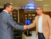 محافظ سوهاج يكلف باعداد قاعدة بيانات كاملة للموقف التنفيذى لمشروعات المحافظة