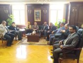 محافظ الأسكندرية يلتقى بحزب المصريين الأحرار لبحث مشاكل المحافظة
