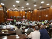 محافظ قنا يبحث 250 طلبا لمواطنين خلال اللقاء الأسبوعى المفتوح