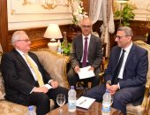 صور.. أمين عام مجلس النواب يلتقي نظيرة البحريني وسفير إيطاليا