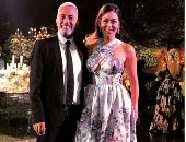 أنا والقمر.. صورة جديدة تجمع صبرى فواز ولقاء الخميسى