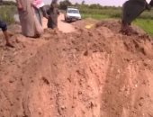 صور.. "مياه القناه" تجرى صيانة بالقنطرة وإصلاح خط المحسمة والتل الكبير