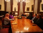 وزيرة الهجرة تلتقى مطران الأرمن الأرثوذكس بمصر