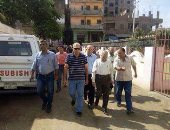  رئيس مدينة أشمون يوجه بتوفير مقاعد لمدرستين خلال جولة مفاجئة على المدارس 