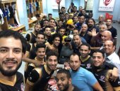 لاعبو بتروجت يحتفلون بعيد ميلاد طارق يحيى