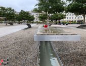 محمد البديوى يكتب من داخل النصب التذكارى لضحايا 11 سبتمبر بواشنطن: لن ننساكم.. الآلاف يحيون اليوم ذكرى الحادث الإرهابى بحضور نائب الرئيس ووزير الدفاع.. والورود على مقاعد 184 ضحية بالبنتاجون