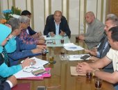 محافظ سوهاج يشدد على الانتهاء من توصيل المياه للمدارس المنشأة حديثًا