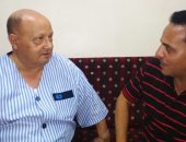 اضحك الصورة تطلع حلوة..مصور محافظين بنى سويف يروى ذكرياته مع المهنة