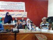 محافظ سوهاج يؤكد على أهمية التثقيف المجتمعى ودور المرأة لتوعية المواطنين