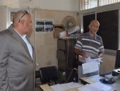 محافظ الوادى الجديد يتفقد عددا من المواقع الخدمية بمدينة الخارجة