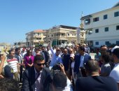 وزير الرياضة يشارك فى ماراثون ركوب الدراجات برأس البر