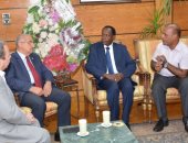 فيديو.. معهد دراسات وبحوث تكنولوجيا صناعة السكر  بأسيوط ينتج بذور نبات بنجر محلية