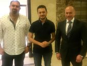 تامر مرسى يعلن التعاقد مع مصطفى عاطف لتقديم برنامج دينى على قناة الحياة