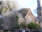 شاهد ..حريق هائل يلتهم كنيسة أثرية فى هولندا