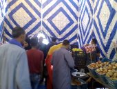 صور.. إقبال كبير منافذ مبادرة "كلنا واحد" لتوفير الخضروات والفاكهة بالمنوفية