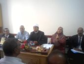 رئيس الأقصر الأزهرية يوجه بمراعاة مصلحة الطالب بالعام الدراسى الجديد