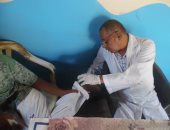 قافة طبية مجانية لـ"صحة أسوان" توقع الكشف الطبى على 784 شخصًا بإدفو