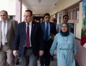 محافظ الإسكندرية يوصى الطلاب بالتحلى بالأخلاق فى بداية العام الدراسى