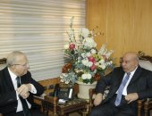 وزير العدل يستقبل السفير الكويتى لبحث تعزيز التعاون القضائى بين البلدين