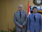 رئيس جامعة دمياط يستقبل مستشار وزير التعليم العالى والبحث العلمى 
