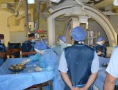 صور.. فريق طبي متعدد الجنسيات يجرى 17 جراحة قلب و53 قسطرة بجامعة المنصورة