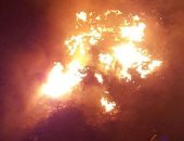 الحماية المدنية تحاول السيطرة على حريق قمامة بترعة الإسماعيلية بشبرا الخيمة