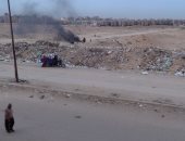 قارىء يشكو حرق القمامة فى أرض فضاء بمدينة نصر 