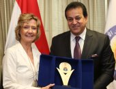 وزير التعليم العالى يؤكد على دعم علاقات التعاون العلمى والبحثى مع ألمانيا