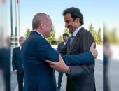 فيديو.. تدخلات تميم لإنقاذ الاقتصاد التركى من الانهيار.. "قطريليكس" تكشف خطة تميم لشراء 60 قصرا على البوسفور لإنقاذ الليرة التركية.. أسعارها تتراوح بين 4.5 و 95 مليون دولار.. وتميم: نقف بجوار تركيا فى أزمتها