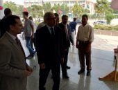 رئيس جامعة جنوب الوادي يشهد حفل استقبال الطلاب الجدد بكلية الصيدلة