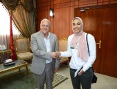 صور.. محافظ بورسعيد يُكرم ألاء مسعد بطلة مصر وأفريقيا والعرب في الجودو  