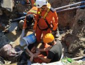 صور..تواصل البحث عن ناجين فى إندونيسيا بعد مقتل المئات بسبب الزلزال المدمر