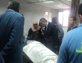 رئيس جامعة بنها يطمئن علي الطلاب المصابين في حادثة بنها 