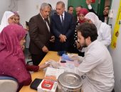 صور.. محافظ أسيوط: نستهدف الكشف على 55 ألف مواطن يوميا للقضاء على فيروس سى