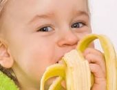 ثمرة واحدة من الموز تنشط مخ طفلك وتقوى مناعته