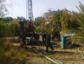 انتهاء أعمال حفر الخزانات الأرضية بتوسعات محطة مياه أرمنت الكبرى غرب الأقصر