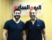 صور.. حسن الرداد يزور صالة تحرير "اليوم السابع" ويشيد بدورة العمل