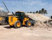 صور.. حملات إزالة مكبرة للبناء المخالف بالعامرية وبرج العرب بالإسكندرية