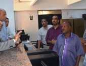 محافظ أسوان يشدد على مواجهة ظاهرة التنمر والتدخين بين طلاب المدارس