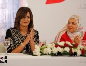 وزيرة الهجرة للأباء والأمهات بالخارج: "من فضلكوا اتكلموا عربى فى البيت"