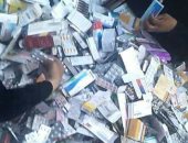 "صحة البرلمان" توثق بالصور بيع الأدوية منتهية الصلاحية فى سوق الجمعة