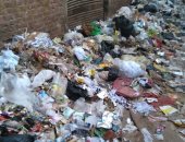 قارئ يشكو انتشار القمامة بشارع عبد العزيز العمدة عرب الطوايلة بعين شمس الغربية