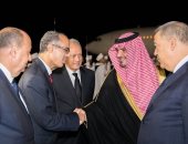 صور.. وزير الداخلية السعودى يصل المغرب فى زيارة رسمية