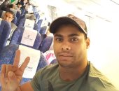 بطل الأثقال محمد إيهاب ينشر صورة خلال التوجه إلى معسكر أذربيجان