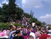 إغماءات بين الطلاب بحفل محمد نور وجامعة عين شمس تهدد بالإلغاء.. صور