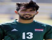 لاعب عراقى يتلقى نبأ وفاة والدته من الجمهور أثناء مباراة كرة قدم