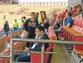 فيديو وصور.. أول ظهور لزوجة أجيرى فى مباراة مصر وسوازيلاند